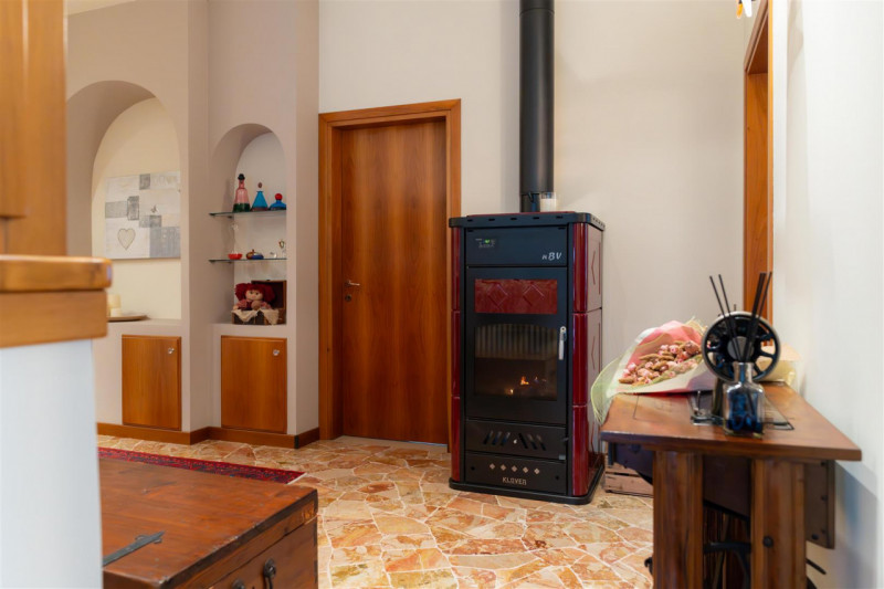 Vendesi a Cittadella, zona borgo Padova, appartamento di 170 mq su palazzina di sole 2 unità. L'a...