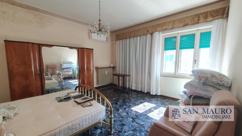 VICENZA Loc. CAMPEDELLO: A pochi minuti dalla città e all'ingresso della tangenziale sud proponia...