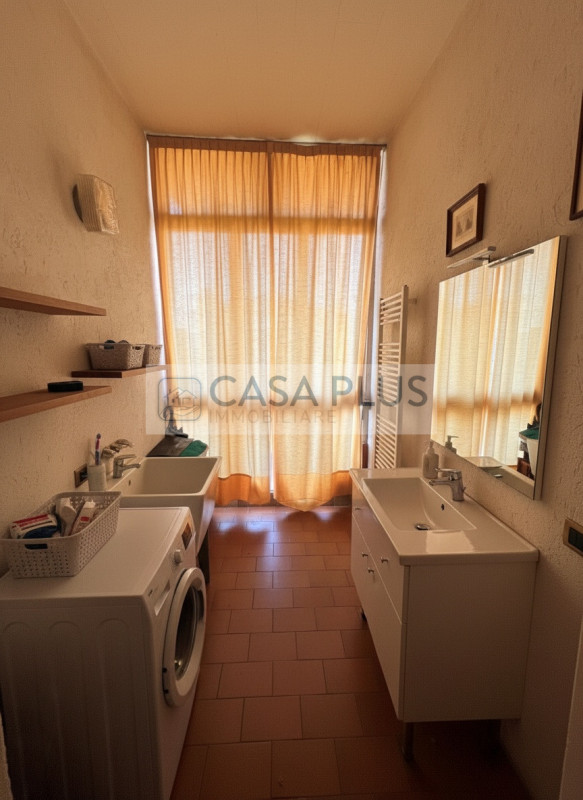 BASSANO DEL GRAPPA: NS ESCLUSIVA

Bassano del Grappa – Ampio appartamento fine anni '70 con due c...