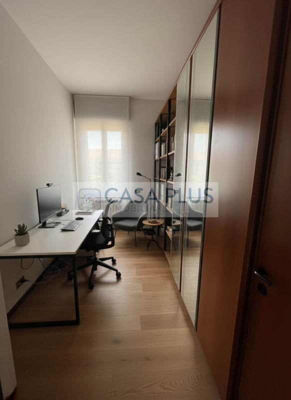 BASSANO DEL GRAPPA: NS ESCLUSIVA

Bassano del Grappa – Ampio appartamento fine anni '70 con due c...