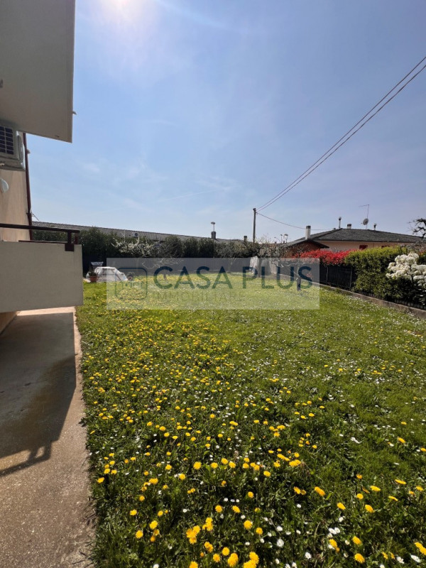 BASSANO DEL GRAPPA: NS ESCLUSIVA

Bassano del Grappa – Ampio appartamento fine anni '70 con due c...