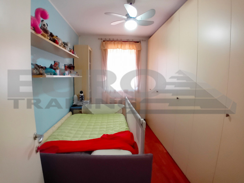 DOSSON: Scopri questa splendida villa a schiera centrale, situata nel rinomato comune di Casier, ...