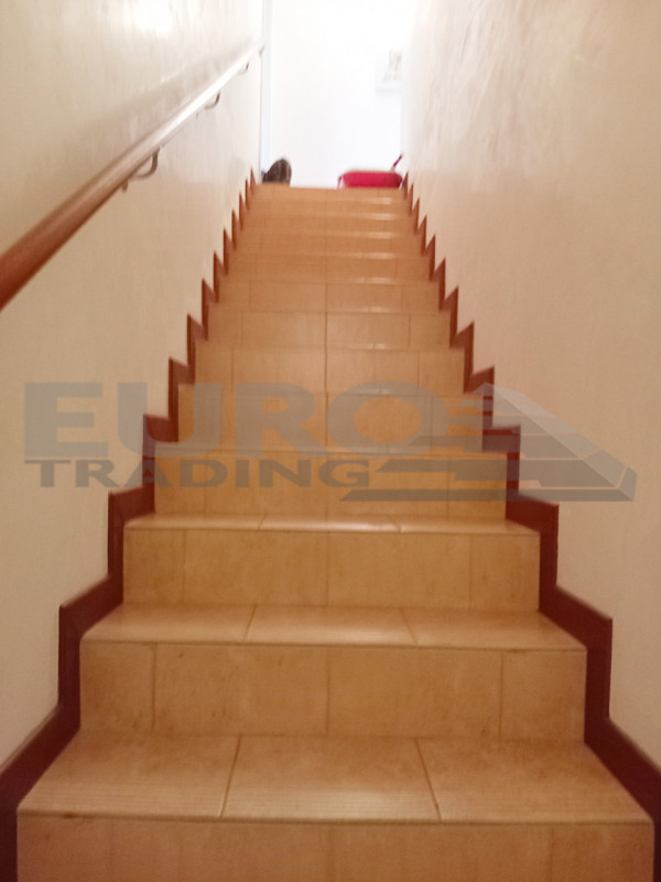 DOSSON: Scopri questa splendida villa a schiera centrale, situata nel rinomato comune di Casier, ...