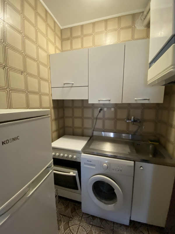 Centro Basilica S. Antonio Libero il 1 maggio 2026 Mini appartamento arredato, piano alto luminos...