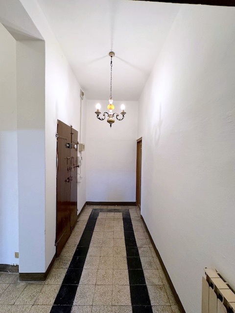 SPAZIOSO 1 CAMERA IN PIENO CENTRO €.232.000 - rif.RPCS299

Ti proponiamo un'ottima opportunità: u...