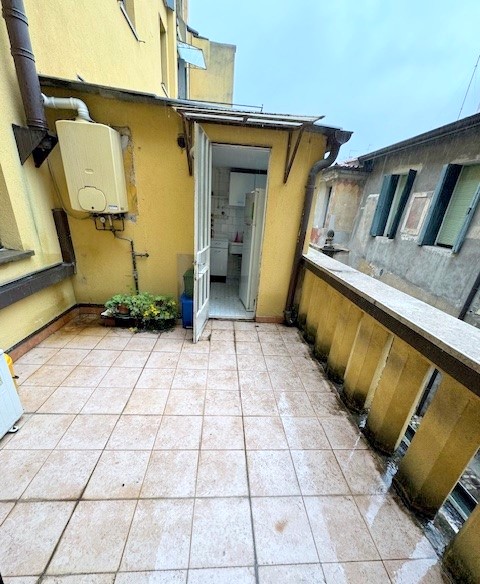 SPAZIOSO 1 CAMERA IN PIENO CENTRO €.232.000 - rif.RPCS299

Ti proponiamo un'ottima opportunità: u...