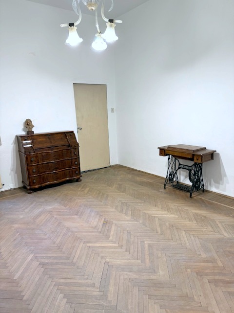 SPAZIOSO 1 CAMERA IN PIENO CENTRO €.232.000 - rif.RPCS299

Ti proponiamo un'ottima opportunità: u...