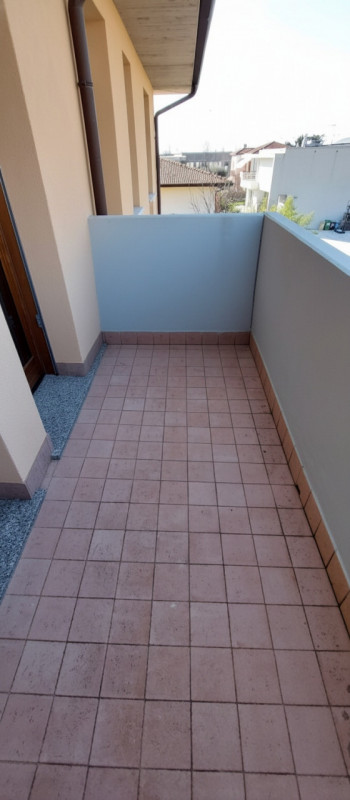 Curtarolo, appartamento TRICAMERE situato in un contesto tranquillo e signorile, al piano secondo...