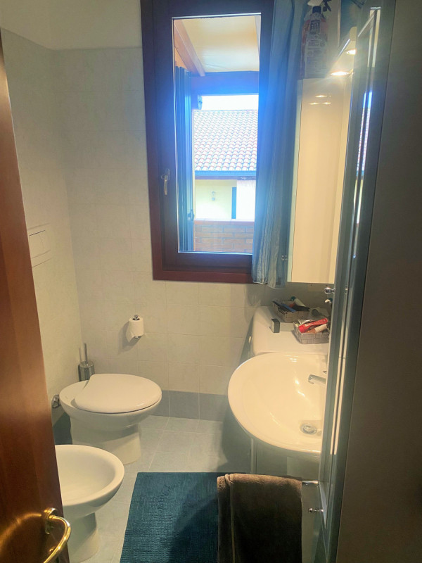 Nella frazione di Castelminio di Resana proponiamo in locazione un appartamento bilocale, posto a...