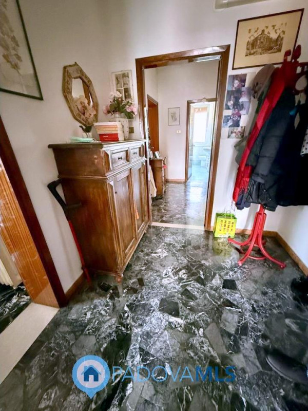 Immobile in esclusiva al Gruppo Padova MLS

QUARTIERE ARCELLA Ti presentiamo un appartamento in o...