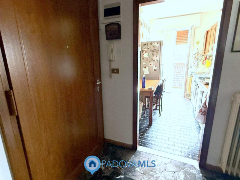 Immobile in esclusiva al Gruppo Padova MLS

QUARTIERE ARCELLA Ti presentiamo un appartamento in o...