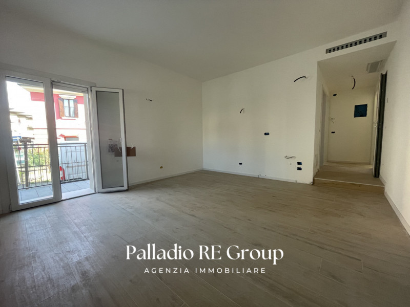 ULTIMA DISPONIBILITA' DI BICAMERE CON GIARDINETTO PRIVATO, su piccola palazzina oggetto di comple...