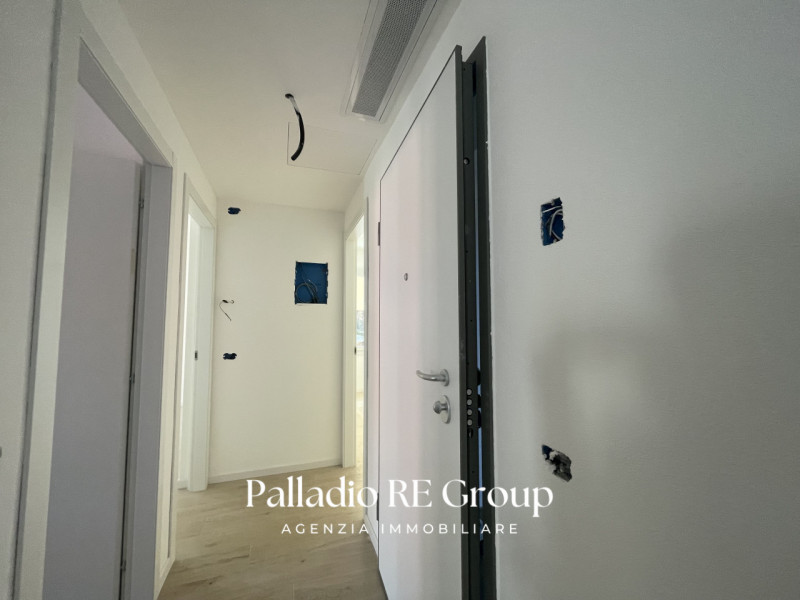 ULTIMA DISPONIBILITA' DI BICAMERE CON GIARDINETTO PRIVATO, su piccola palazzina oggetto di comple...