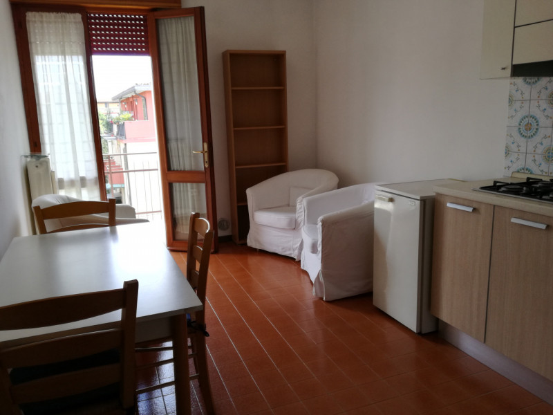 Zona Ospedali quartiere Nazareth Mini appartamento piano alto Ingresso soggiorno cottura camera m...