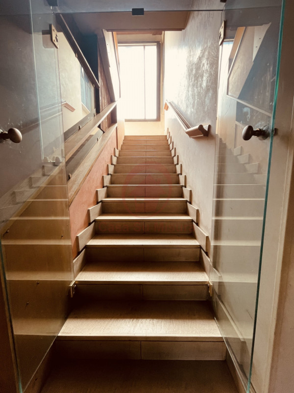 CADONEGHE CENTRO rif. LC4: Nel cuore del paese, fronte strada, Casa su Misura ha il piacere di pr...