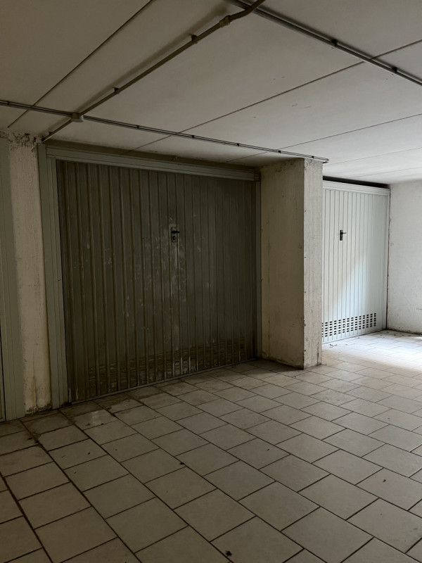 VICENZA OVEST - UFFICIO IN LOCAZIONE CON GARAGE - Rif. 8372
All'interno di un elegante contesto r...