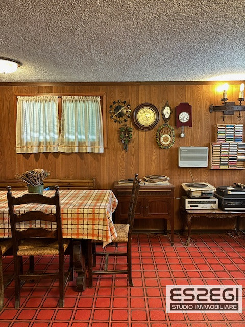 PADOVA*FORCELLINI: Spaziosissimo appartamento situato nel cuore del quartiere di Forcellini, all'...