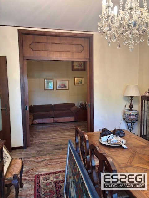 PADOVA*FORCELLINI: Spaziosissimo appartamento situato nel cuore del quartiere di Forcellini, all'...