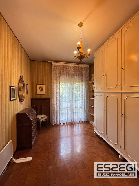 PADOVA*FORCELLINI: Spaziosissimo appartamento situato nel cuore del quartiere di Forcellini, all'...