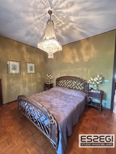 PADOVA*FORCELLINI: Spaziosissimo appartamento situato nel cuore del quartiere di Forcellini, all'...