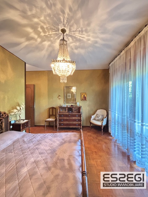 PADOVA*FORCELLINI: Spaziosissimo appartamento situato nel cuore del quartiere di Forcellini, all'...