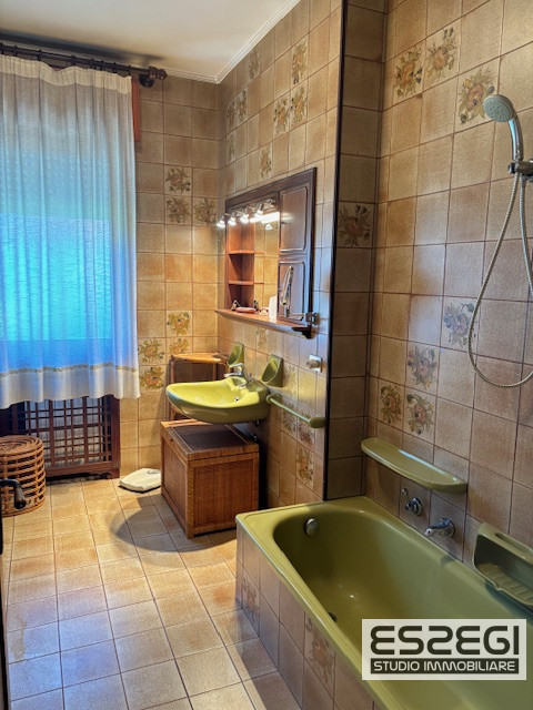 PADOVA*FORCELLINI: Spaziosissimo appartamento situato nel cuore del quartiere di Forcellini, all'...