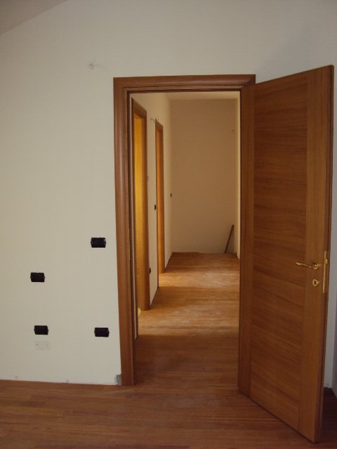 A Padova, nel quartiere San Carlo, proponiamo un elegante appartamento duplex di recente costruzi...