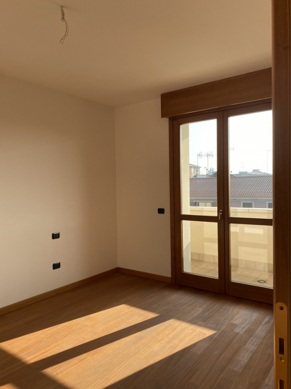 A Padova, nel quartiere San Carlo, proponiamo un elegante appartamento duplex di recente costruzi...