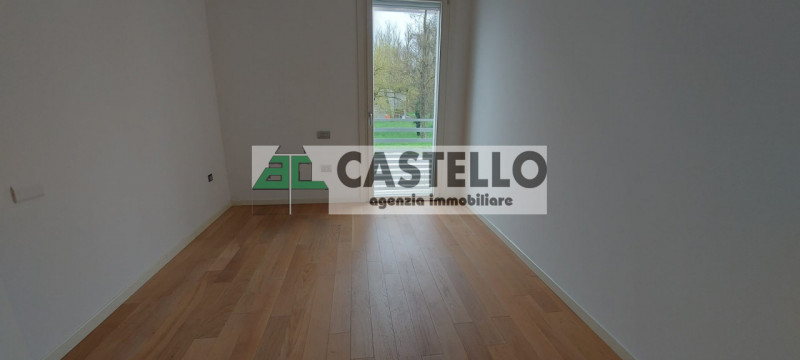 Cadoneghe Castagnara su fabbricato di recente costruzione a due passi dai servizi proponiamo inte...