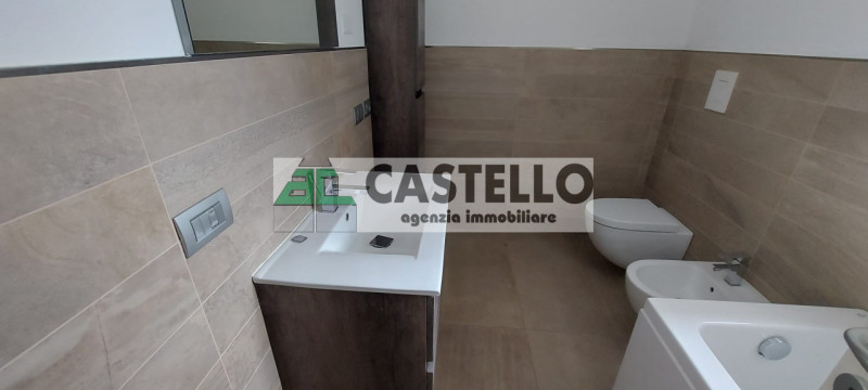 Cadoneghe Castagnara su fabbricato di recente costruzione a due passi dai servizi proponiamo inte...