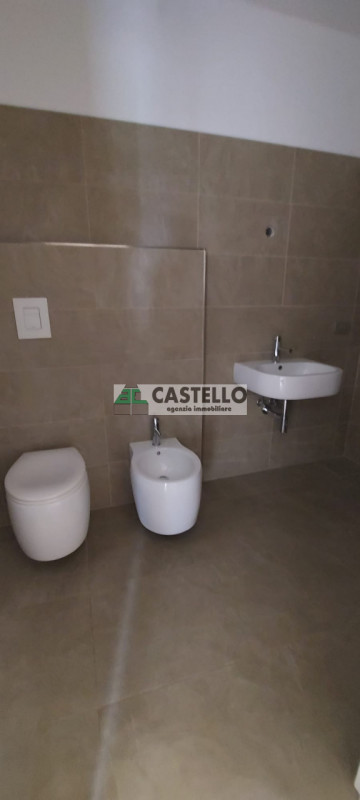 Cadoneghe Castagnara su fabbricato di recente costruzione a due passi dai servizi proponiamo inte...