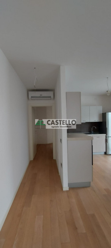 Cadoneghe Castagnara su fabbricato di recente costruzione a due passi dai servizi proponiamo inte...