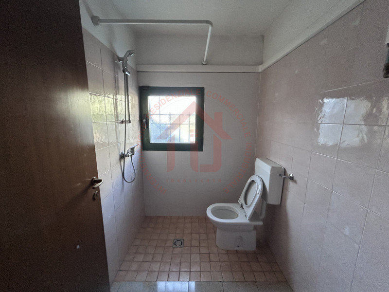 RIF: SR510 VICENZA - MONTEGALDA Proponiamo in locazione capannone produttivo (D/01) di 500 mq con...