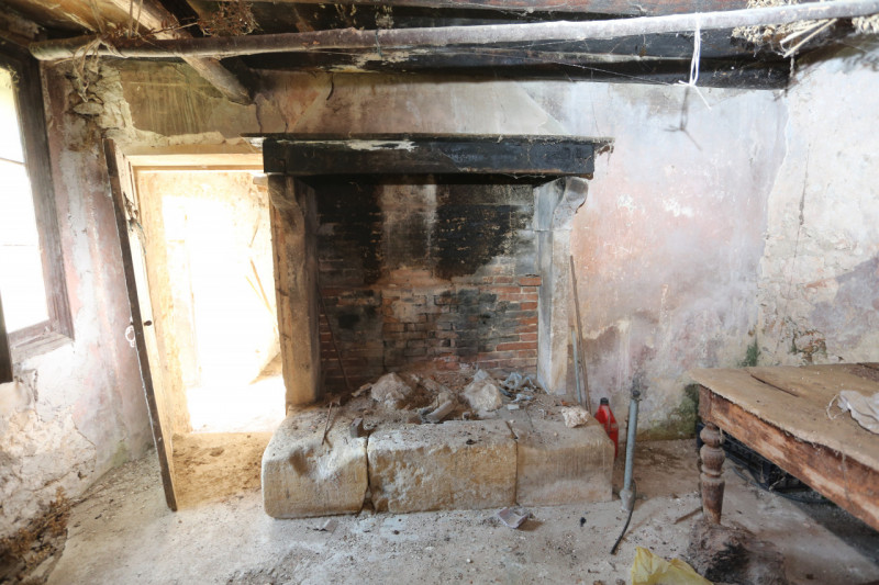 Barbarano Mossano (VI), ci troviamo nella zona di Mossano, Via Monti, dalla strada pubblica si pe...