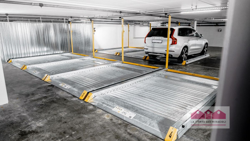 VICENZA: CENTRO STORICO, A POCHI PASSI DA CORSO PALLADIO, PROPONIAMO IN VENDITA POSTO AUTO MECCAN...