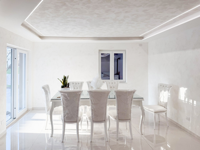 (Per INFO Vittorio 3517343301) Proponiamo in vendita una splendida porzione di bifamiliare situat...