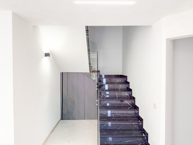 (Per INFO Vittorio 3517343301) Proponiamo in vendita una splendida porzione di bifamiliare situat...