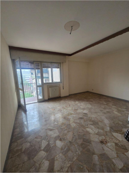 ASTA IMMOBILIARE - PADOVA quartiere ARCELLA/SAN CARLO, via Moroni, APPARTAMENTO al piano quarto s...
