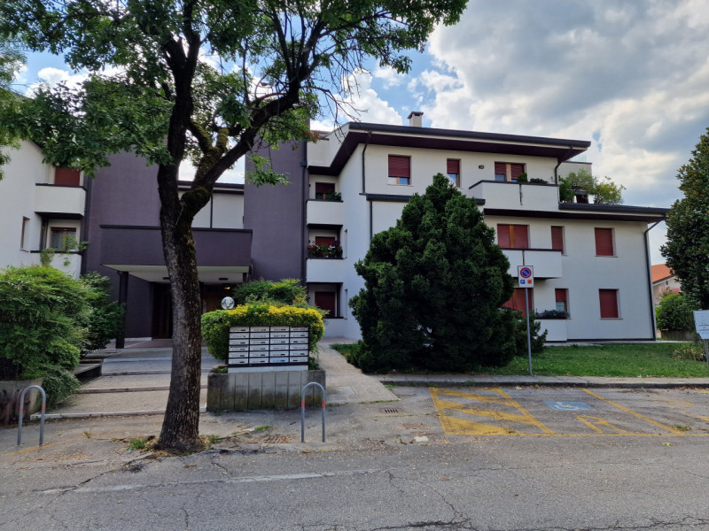 Scopri questo interessante immobile all’asta situato in un contesto residenziale tranquillo, idea...