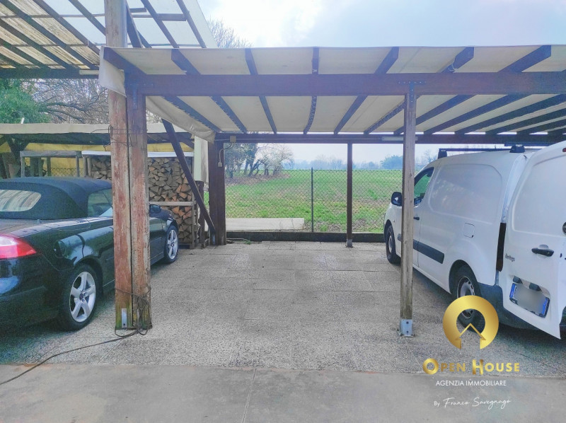 OPEN HOUSE by Franco Savegnago propone in locazione appartamento completamente arredato in piccol...