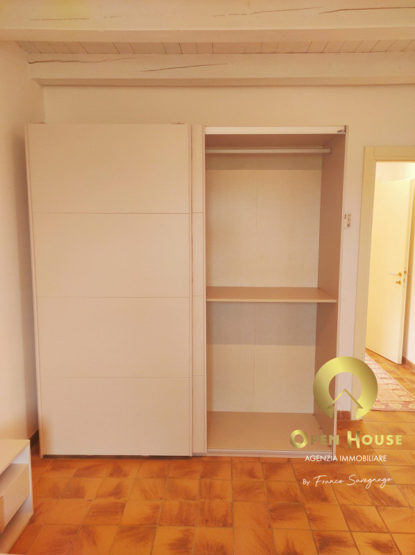 OPEN HOUSE by Franco Savegnago propone in locazione appartamento completamente arredato in piccol...