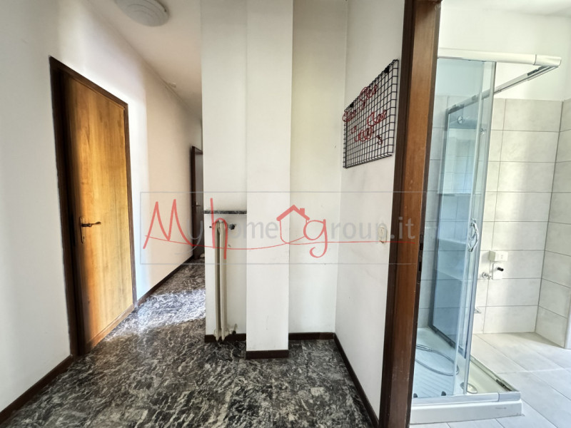 PADOVA ZONA GUIZZA - Appartamento in piccolo condominio, in un contesto residenziale tranquillo; ...