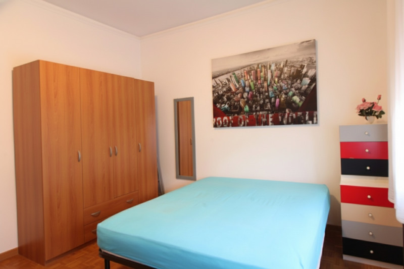 PONSO: proponiamo in esclusiva un ampio appartamento quadrilocale al primo piano di ben 127 mq si...