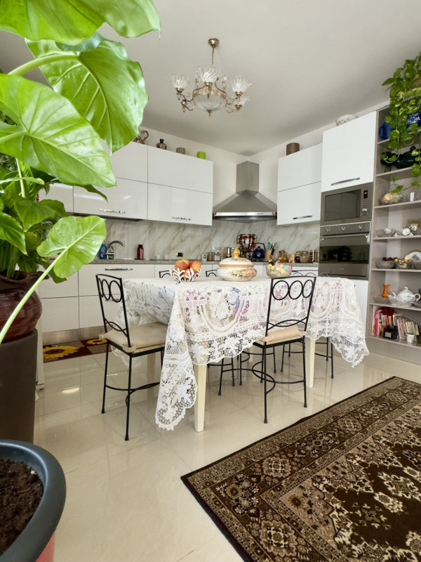 CASA ACCOGLIENTE CON GIARDINO PRIVATO – PRONTA DA VIVERE

In contesto residenziale tranquillo e r...