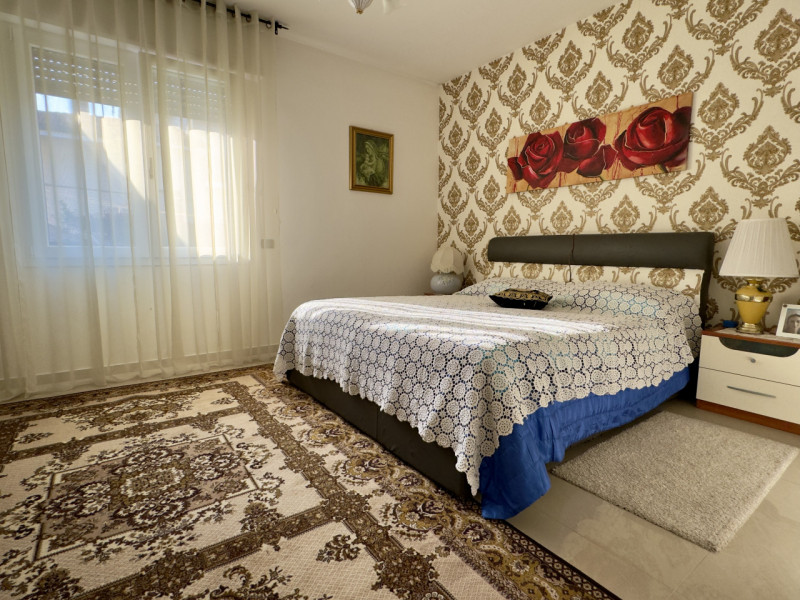 CASA ACCOGLIENTE CON GIARDINO PRIVATO – PRONTA DA VIVERE

In contesto residenziale tranquillo e r...