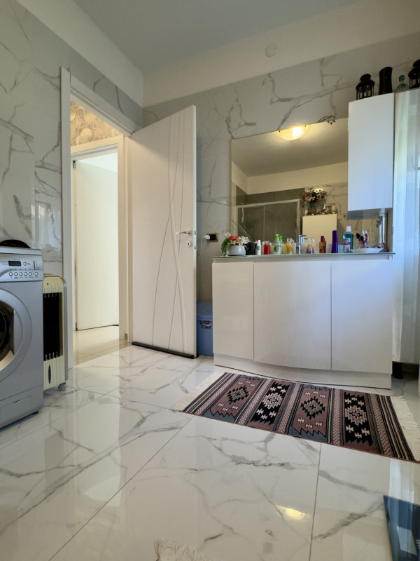 CASA ACCOGLIENTE CON GIARDINO PRIVATO – PRONTA DA VIVERE

In contesto residenziale tranquillo e r...