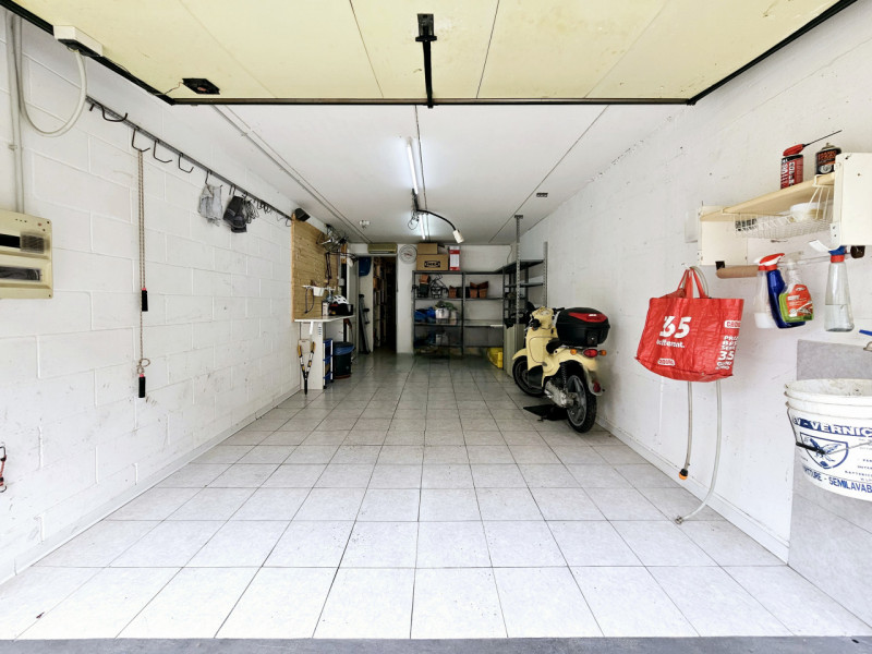 Proponiamo in vendita, nella tranquilla località Deserto di Sant’Elena, un elegante appartamento ...