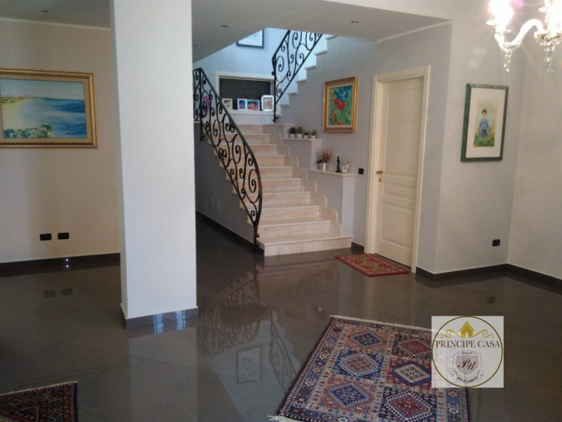 Rif. CS501 - In zona residenziale a Montevago, celebre per le sue terme e la sua rilevanza storic...