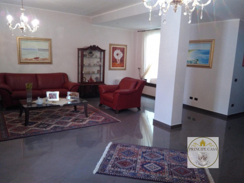 Rif. CS501 - In zona residenziale a Montevago, celebre per le sue terme e la sua rilevanza storic...