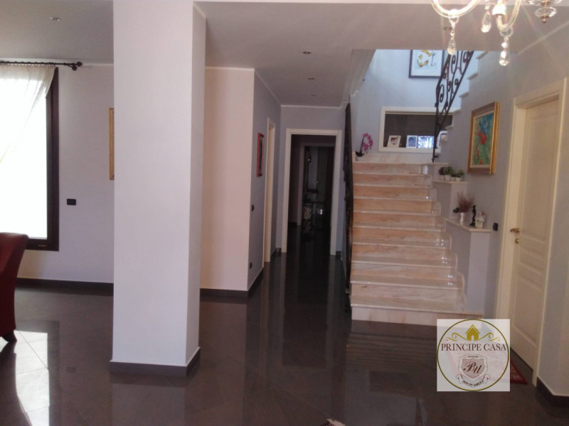 Rif. CS501 - In zona residenziale a Montevago, celebre per le sue terme e la sua rilevanza storic...